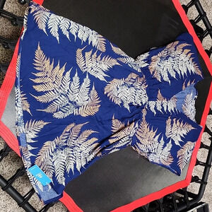 Cupshe large womans swim coverup box#2